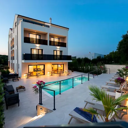 Asterias - New Opening 2026